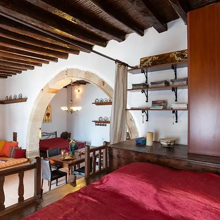 1900's Traditional House In Asklipio בית נופש