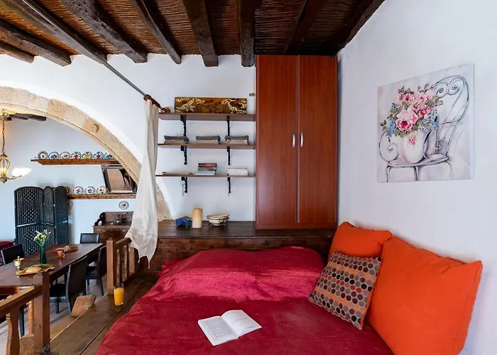 Semesterbostad 1900's Traditional House In Asklipio